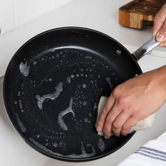 All-Clad HA1 Non-Stick 3-PC Fry Pan Set - Picture 10 of 14